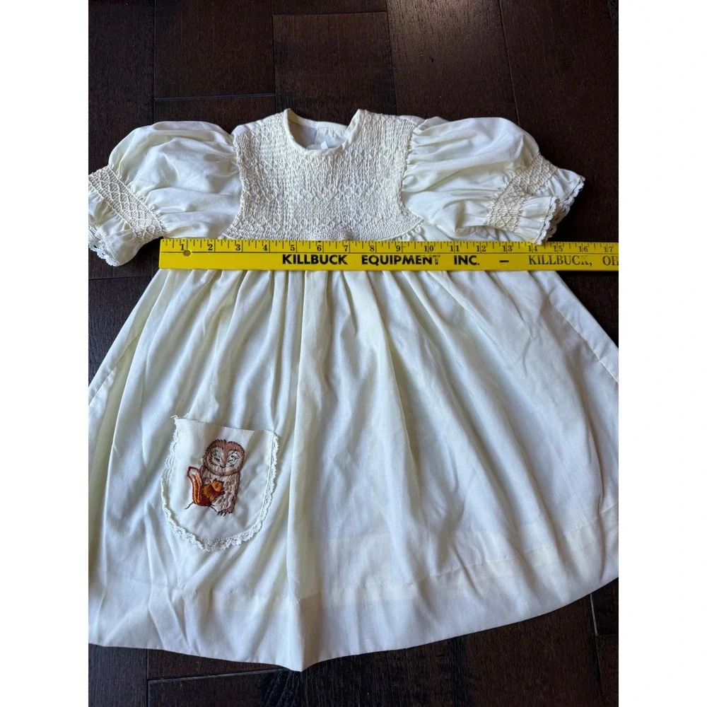 N/A vintage smocked